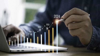 Periodinio investavimo privalumai - kodėl verta pradėti investuoti periodiškai?