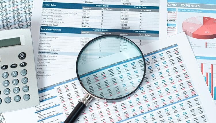 Įmonių finansinių ataskaitų analizė - tai svarbus įrankis, kurį turi išmanyti kiekvienas verslu, rinkomis bei investavimu besidomintis žmogus. Gali atrodyti, kad įmonių finansinės atskaitomybės analizė yra gana sudėtingas procesas, reikalaujantis daug specifinių žinių ir išmanymo. Tačiau užtikriname, kad išmokti suprasti įmonių finansinėse ataskaitose pateiktus duomenis, gali kiekvienas to norintis.