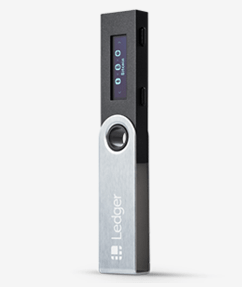 Ledger Nano S piniginė pirmą kartą pristatyta 2016 metais. Nuo to laiko ji tapo geriausiai žinoma ir plačiausiai naudojama kriptovaliutų piniginė pasaulyje.