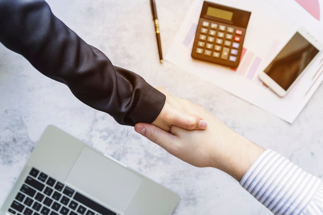 Vienas iš pagrindinių būdų, kaip verslo paskola skatina verslumą, yra suteikti verslininkams prieigą prie kapitalo pradinėms investicijų reikmėms. 
